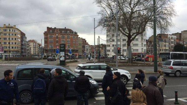 Un bărbat a fost &quot;neutralizat&quot; în cursul operaţiunii poliţiei de la Bruxelles