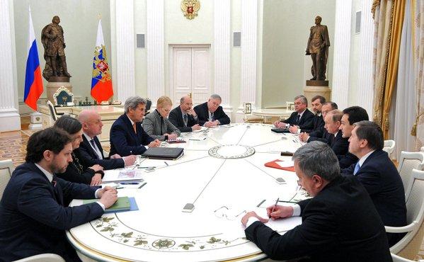 Kremlin: Nimeni nu-şi face iluzii privind o alianţă antiteroristă cu Statele Unite