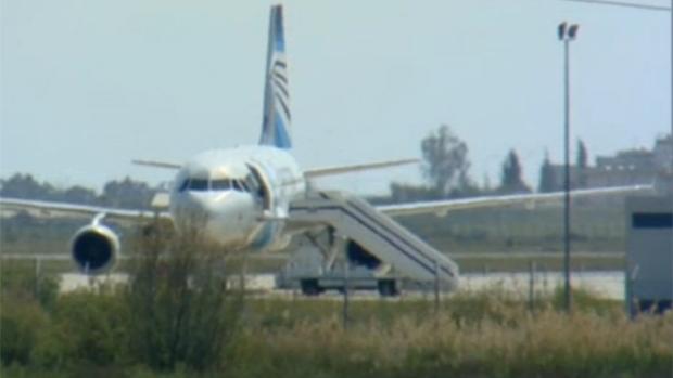 Avion deturnat în Cipru: piratul aerului a fost arestat 