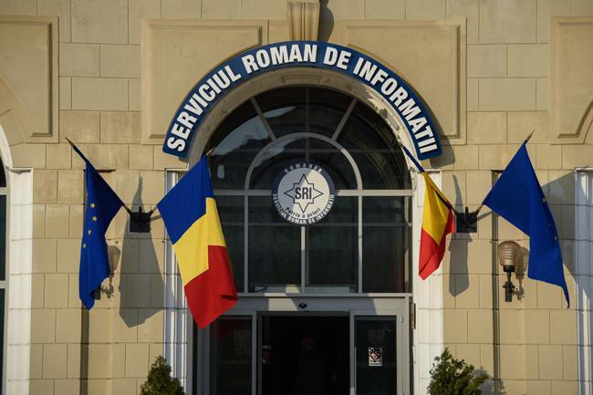 SRI: În România, indivizi afiliaţi organizaţiilor teroriste au folosit cartele prepaid pentru comunicare în exterior 