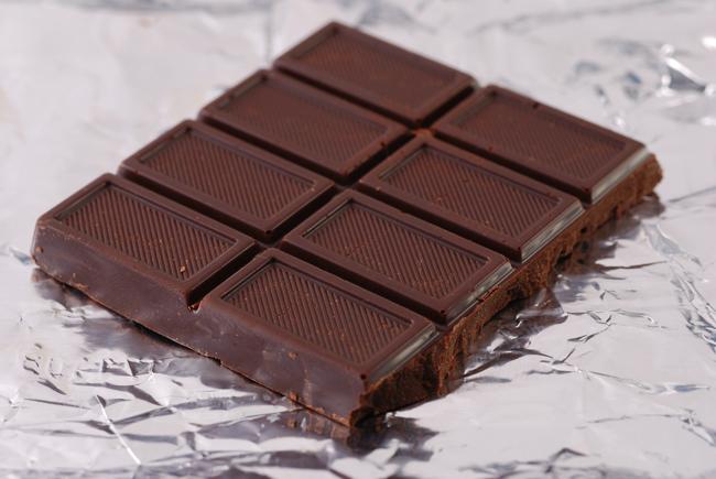 Alertă alimentară: Ciocolată cu bucăţi de plastic