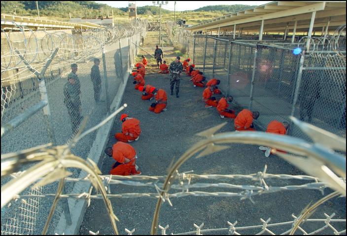 Nouă yemeniţi, transferaţi de la închisoarea militară americană de la Guantanamo Bay în Arabia Saudită