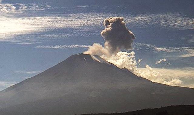 Activitate intensificată a vulcanului mexican Popocatepetl 