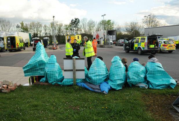 Un şofer român a fost arestat în Marea Britanie, după ce în camionul său frigorific au fost găsiţi 23 de migranţi