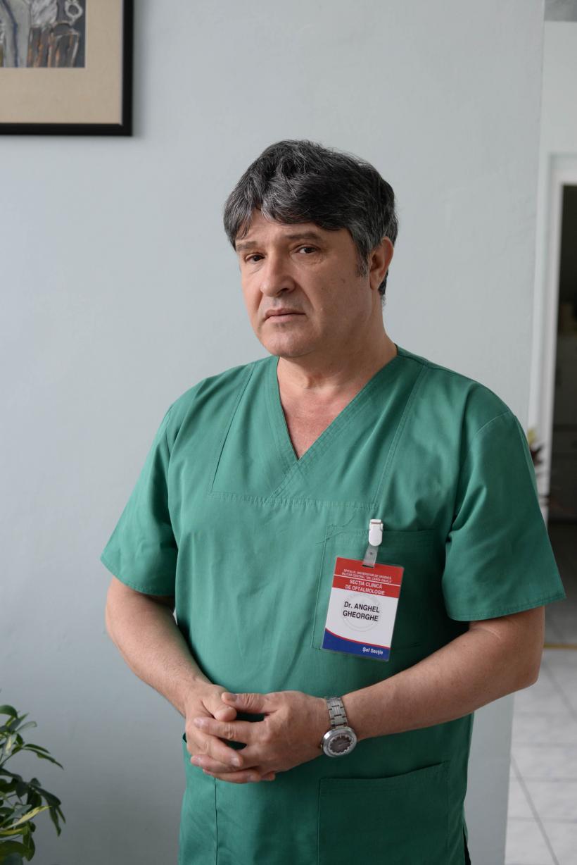 Colonel doctor Gheorghe Anghel: “Oamenii cer să-i operez de cataractă cu laser, dar e vorba de ultrasunete”