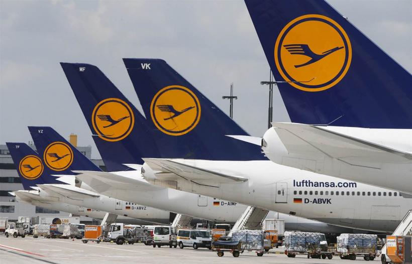 Lufthansa anulează aproape 900 de zboruri din cauza grevei personalului de la aeroporturile din Germania 