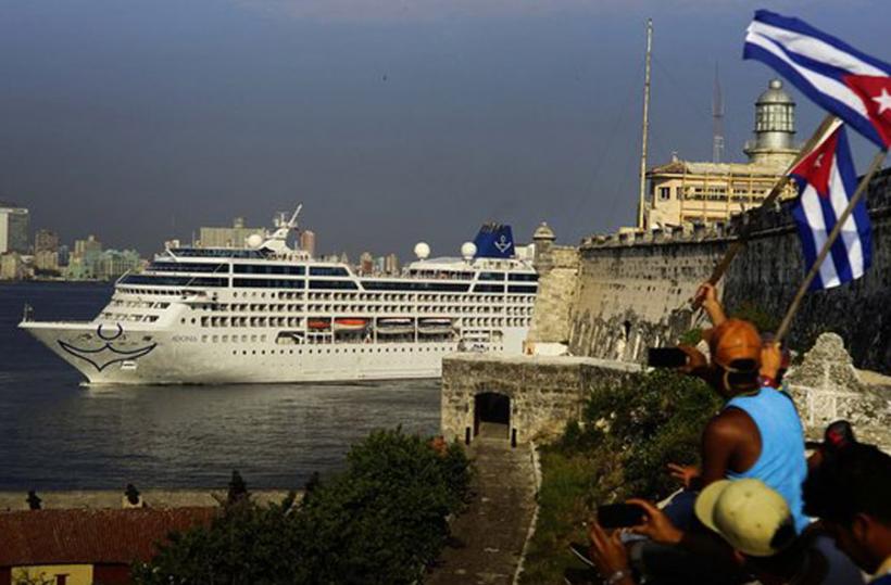 Prima navă de croazieră din SUA a ajuns la Havana, după o pauză de mai bine de 50 de ani