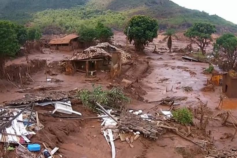VIDEO - Cum arată zona distrusă din Brazilia pentru care BHP Billiton trebuie să plătească o despăgubire de 30 miliarde de lire sterline