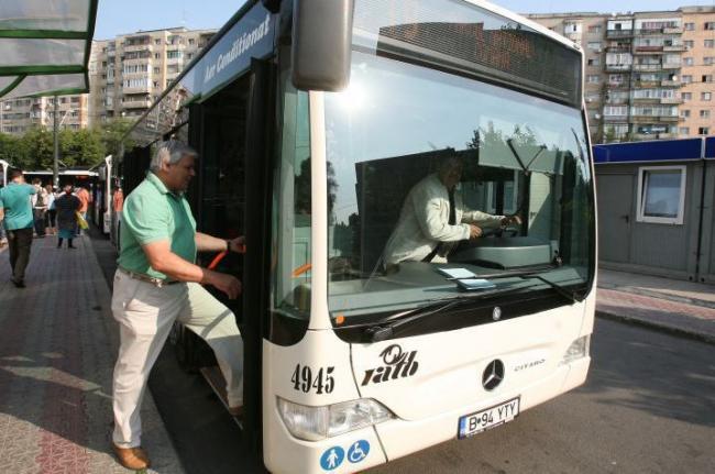 RATB reintroduce plata călătoriei prin SMS, de pe telefonul mobil 18536647