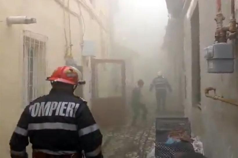 VIDEO - Incendiu în Centrul istoric al Braşovului 