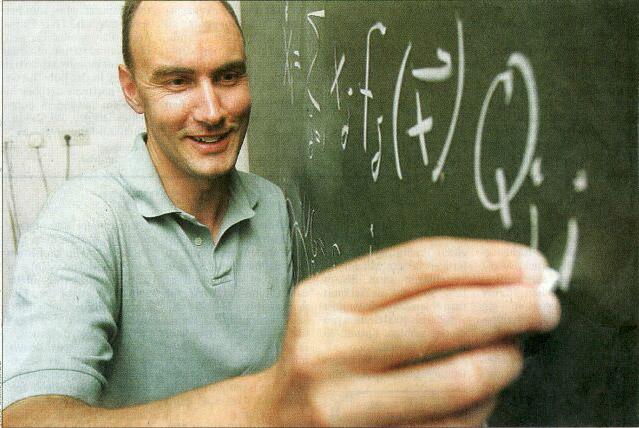 România văzută de la Harvard. “Cu ocazia alegerilor, țara voastră intră în prim-planul presei americane prin fraude electorale, coadă la voturi plătite în satele țigănești, mita electorală și altele” 18538202