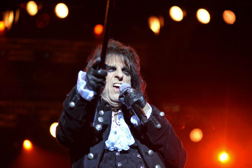 FOTO SPECTACULOASE Concertul The Hollywood Vampires a strans mii de fani la Romexpo 18539429