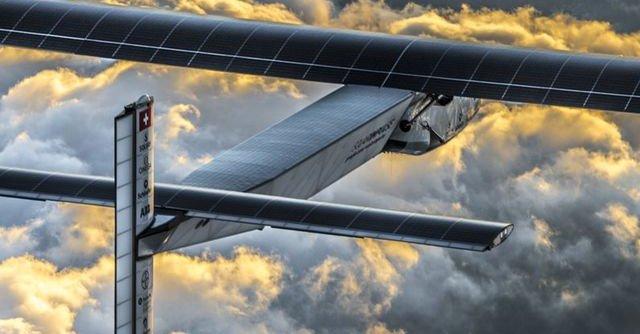 Avionul Solar Impulse 2 a aterizat pe aeroporul Kennedy din New York 