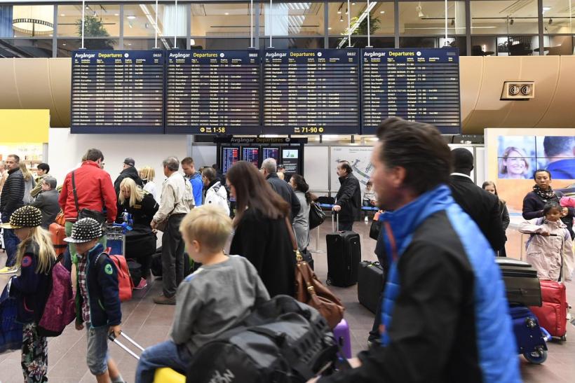 Greva piloţilor suedezi de la SAS: circa 20.000 de pasageri blocaţi în aeroporturi 