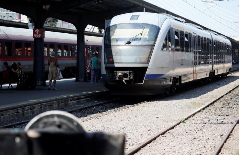 CFR Călători introduce în circulaţie un tren direct spre Salonic, la preţuri ce pornesc de la 45 de euro 