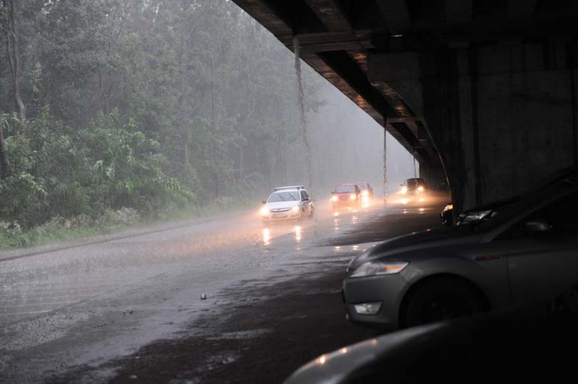 AVERTIZARE METEO: Cod Galben de ploi şi descărcări electrice în județul Cluj, până la ora 11
