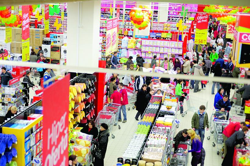 Peste 230 de supermarketuri apar în acest an