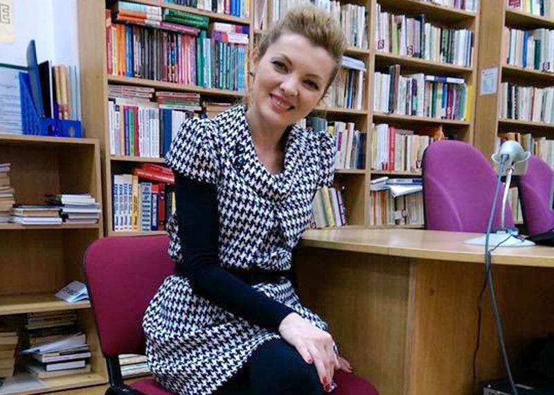 Doliu in presa romaneasca. O tânără și îndrăgită jurnalistă a murit răpusă de cancer