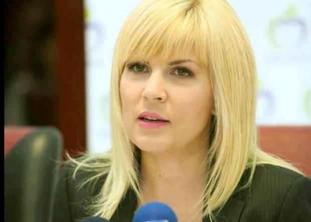 Elena Udrea, atac la Klaus Iohannis: „Nu există în țara lui, nu există în Europa și nu există în lume”