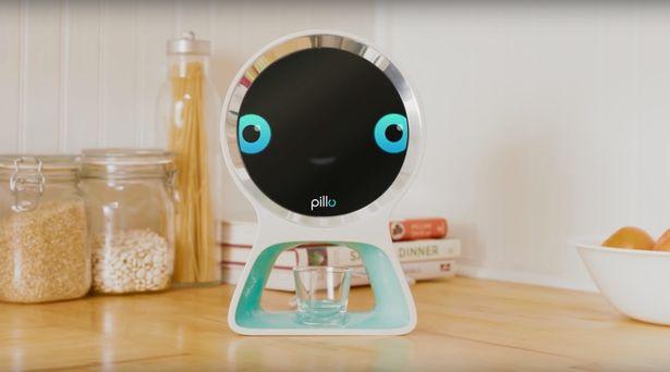 Pillo, robotul care are grijă de sănătatea ta