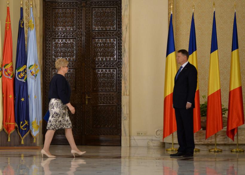 Cei 3 noi judecători ai CCR au depus jurământul de învestitură  18542954