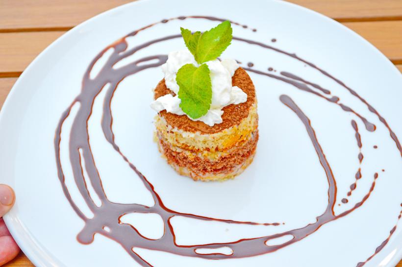 Somlói galuska: rețeta celui mai iubit desert unguresc, de la Chef Paul Siserman 18543116