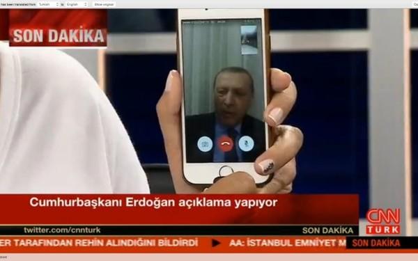 LOVITURĂ DE STAT în TURCIA. Erdogan cheamă populaţia să iasă în stradă pentru a opune rezistenţă loviturii militare