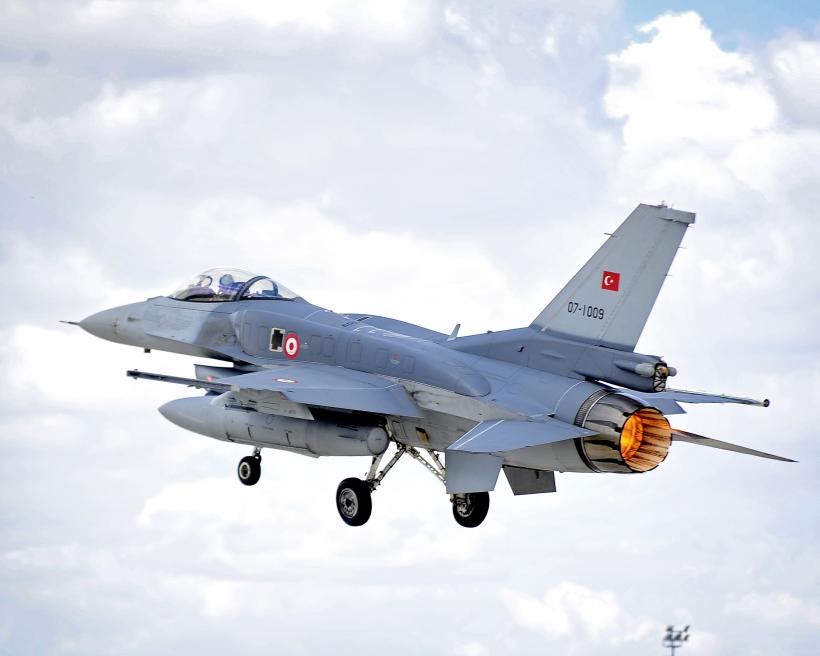 Vlad Nistor, la Antena 3: Armata turcă a ridicat avioane F16, ori asta ne spune că nu e vorba de o facțiune