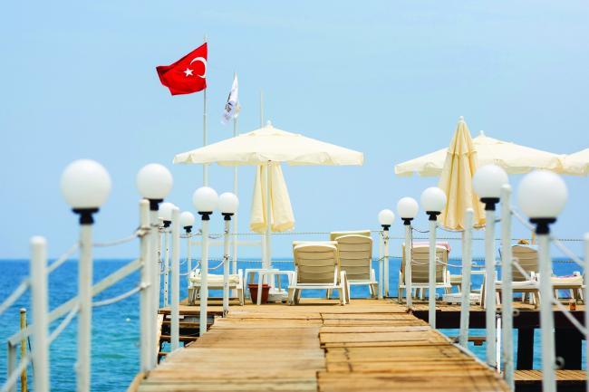 Turbulenţele din Turcia vor adânci criza cu care se confruntă sectorul turismului 