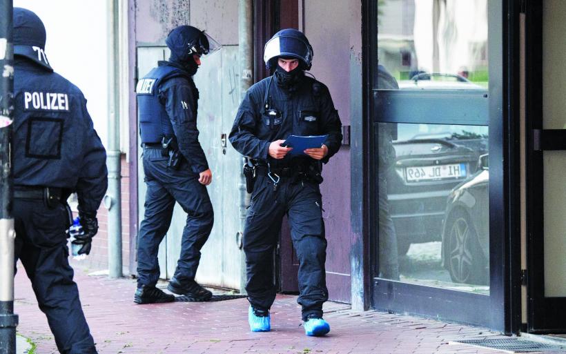 Forțele speciale din Germania iau cu asalt ascunzătorile jihadiștilor din țară