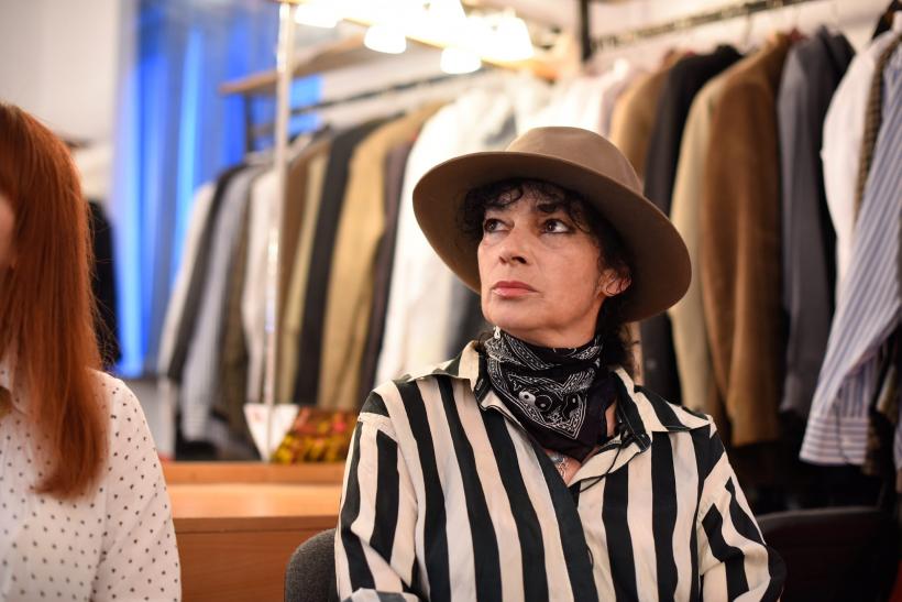 Roxana şi Naomi Guttman. Mamă şi fiică, destine la indigo 18544854