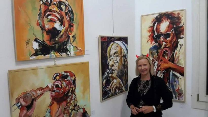 O româncă talentată, pe cale de a cuceri pe deplin Italia cu picturile ei: "Dacă mă ajută România? Nu ştiu ce aş putea răspunde!" 18545152