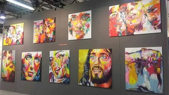 O româncă talentată, pe cale de a cuceri pe deplin Italia cu picturile ei: "Dacă mă ajută România? Nu ştiu ce aş putea răspunde!" 18545157