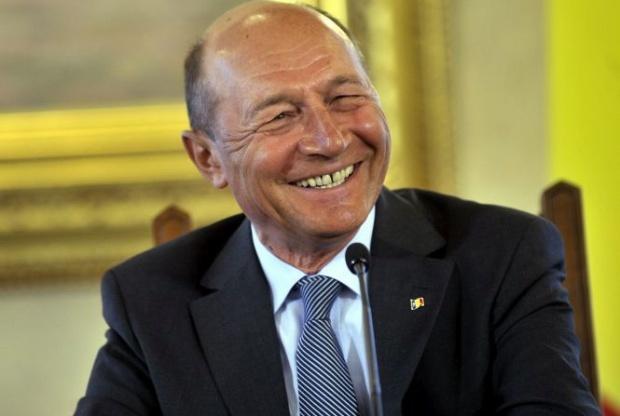 Traian Băsescu, prezent la aniversarea a 40 de ani de la absolvirea Institutului de Marină Mircea cel Bătrân 