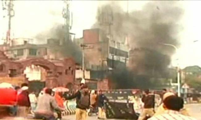Explozie la un spital din Pakistan: 40 de morţi 