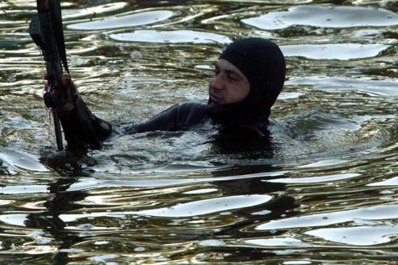 Salvamarii au recuperat din apă cadavrul unui bărbat, lângă plaja lui Iohannis