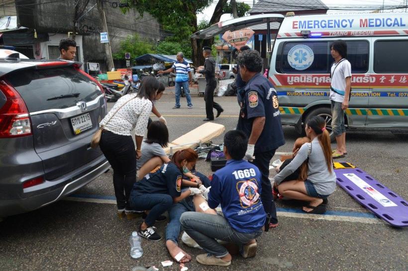 Explozii în serie în Thailanda: patru morți, zeci de răniți, între care și turiști străini 