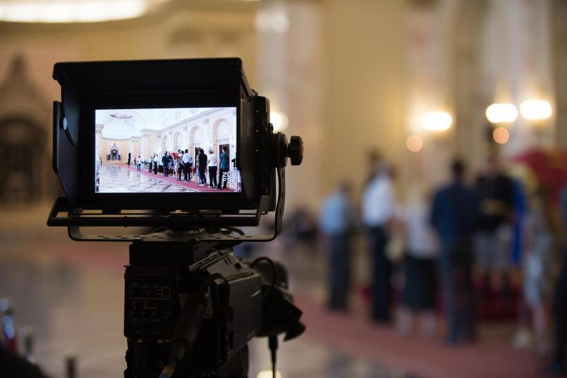 Iubitorii monarhiei şi-au luat rămas bun de la Regină 18545919