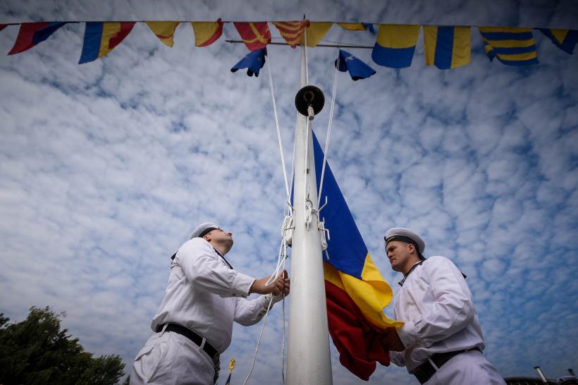 GALERIE FOTO: Ziua Marinei în Bucureşti: Festivităţi în parcul Herăstrău 18546222