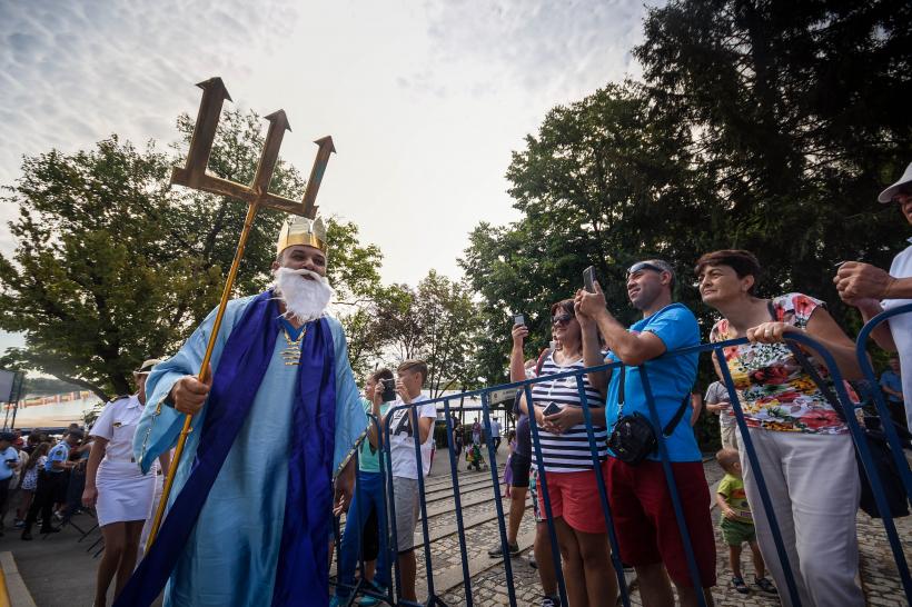 GALERIE FOTO: Ziua Marinei în Bucureşti: Festivităţi în parcul Herăstrău 18546230