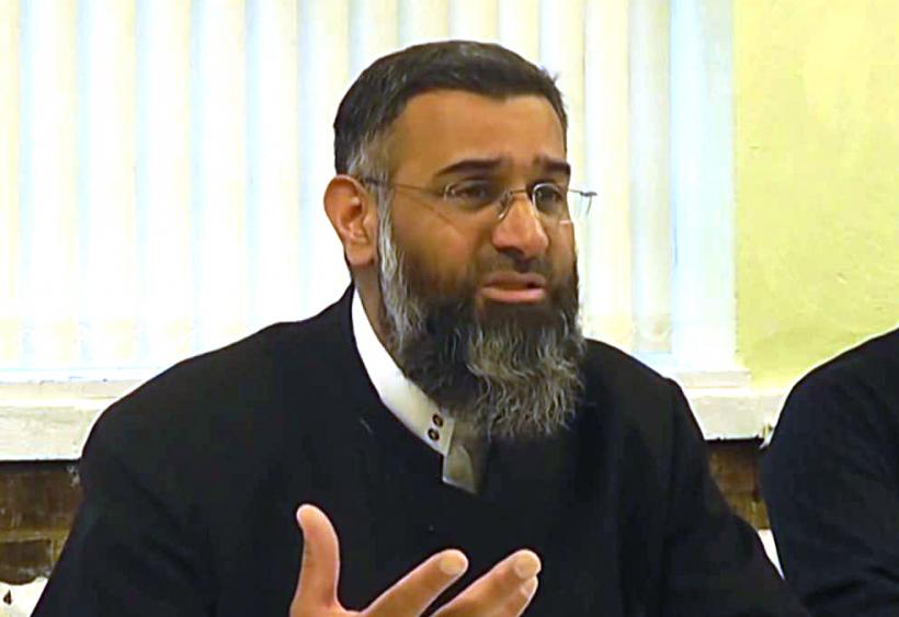 Marea Britanie: Predicator musulman, condamnat la 10 ani de închisoare