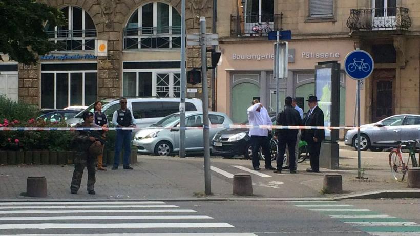 Franța - Un evreu, atacat de o persoană cu probleme psihice