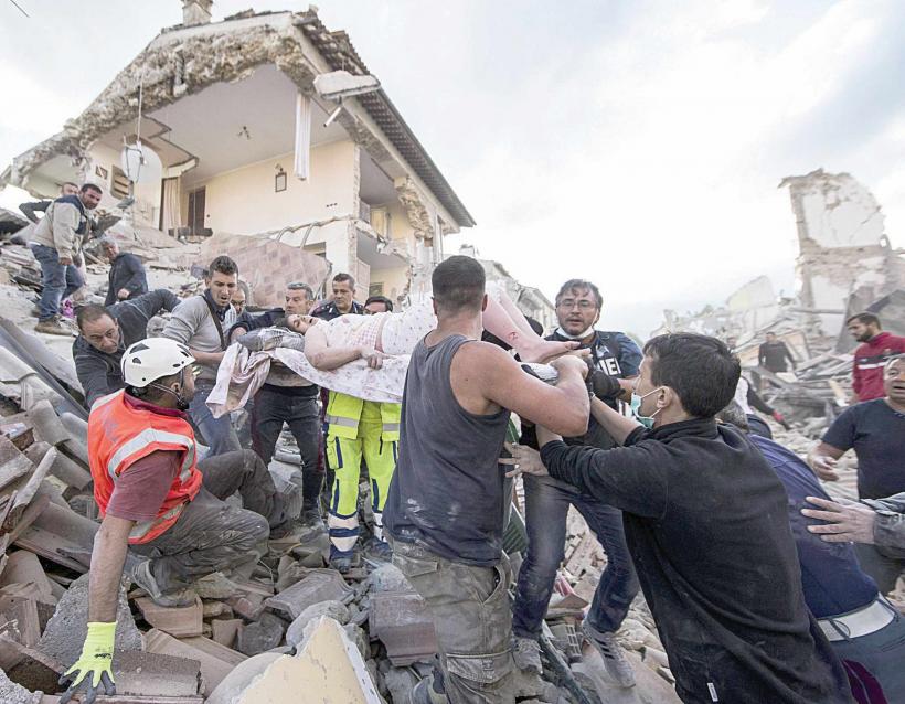 Bilanțul victimelor cutremurului din Italia a ajuns la 247 de morți