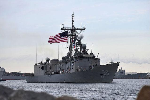 Golful Persic. O navă americană a tras focuri de avertisment în direcţia unui vas iranian