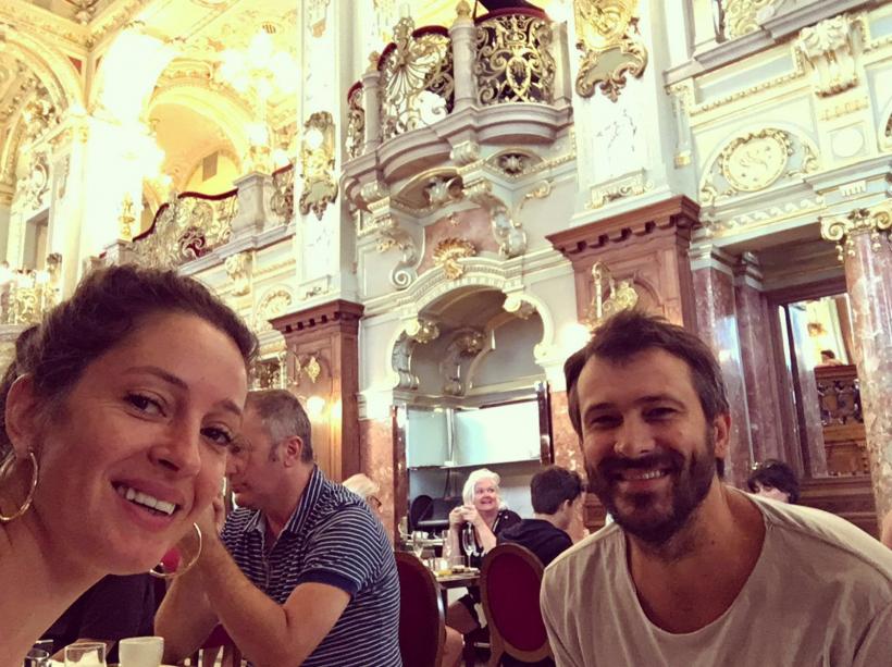 Chef-ul de la Antena Stars şi-a făcut timp pentru familie! Nicolai Tand şi Monica, weekend romantic la Budapesta 18547431