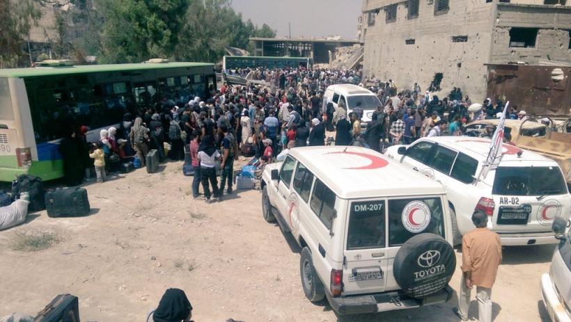 Siria: Rebelii şi familiile lor au început să părăsească oraşul asediat Daraya 