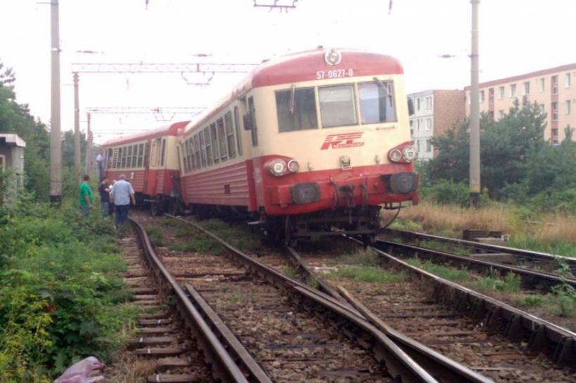 Trafic feroviar întrerupt între Brașov și Zărnești din cauza unui accident