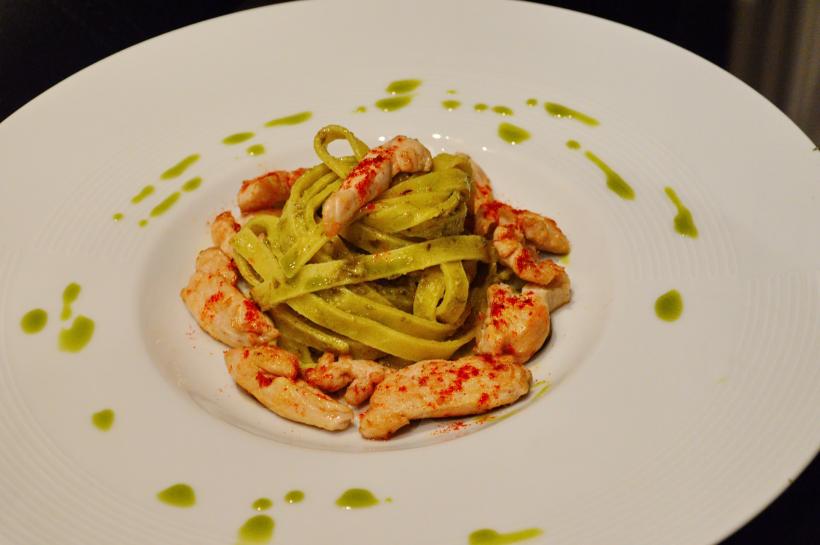 Chef Paul Siserman recomandă Tagliatelle cu Pesto alla Genovese și piept de pui
