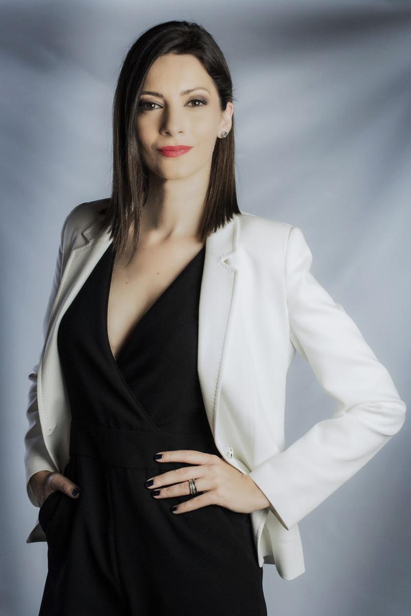 Duminica, ora 13:00, Antena Stars: Andreea Berecleanu dezvaluie la “Dincolo de aparente” cum a reusit sa slabeasca peste 8 kilograme