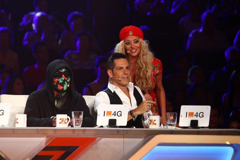X Factor. Spectacol total în prima ediție: provocări pentru Carla’s Dreams, concurență în cuplu pe scenă și jurați cu replici spumoase